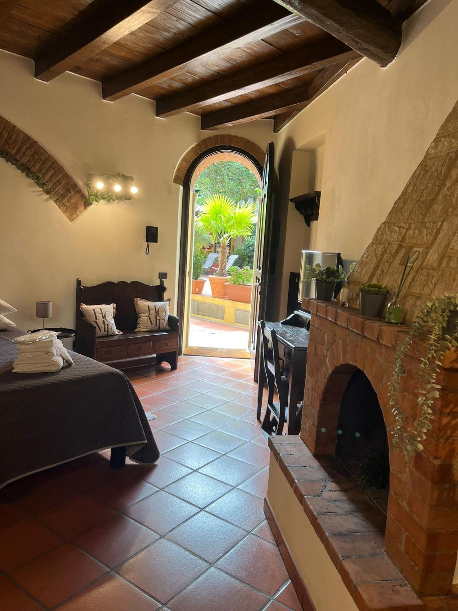 Monolocale Beatrice Abbadesse Guest House 米兰 外观 照片
