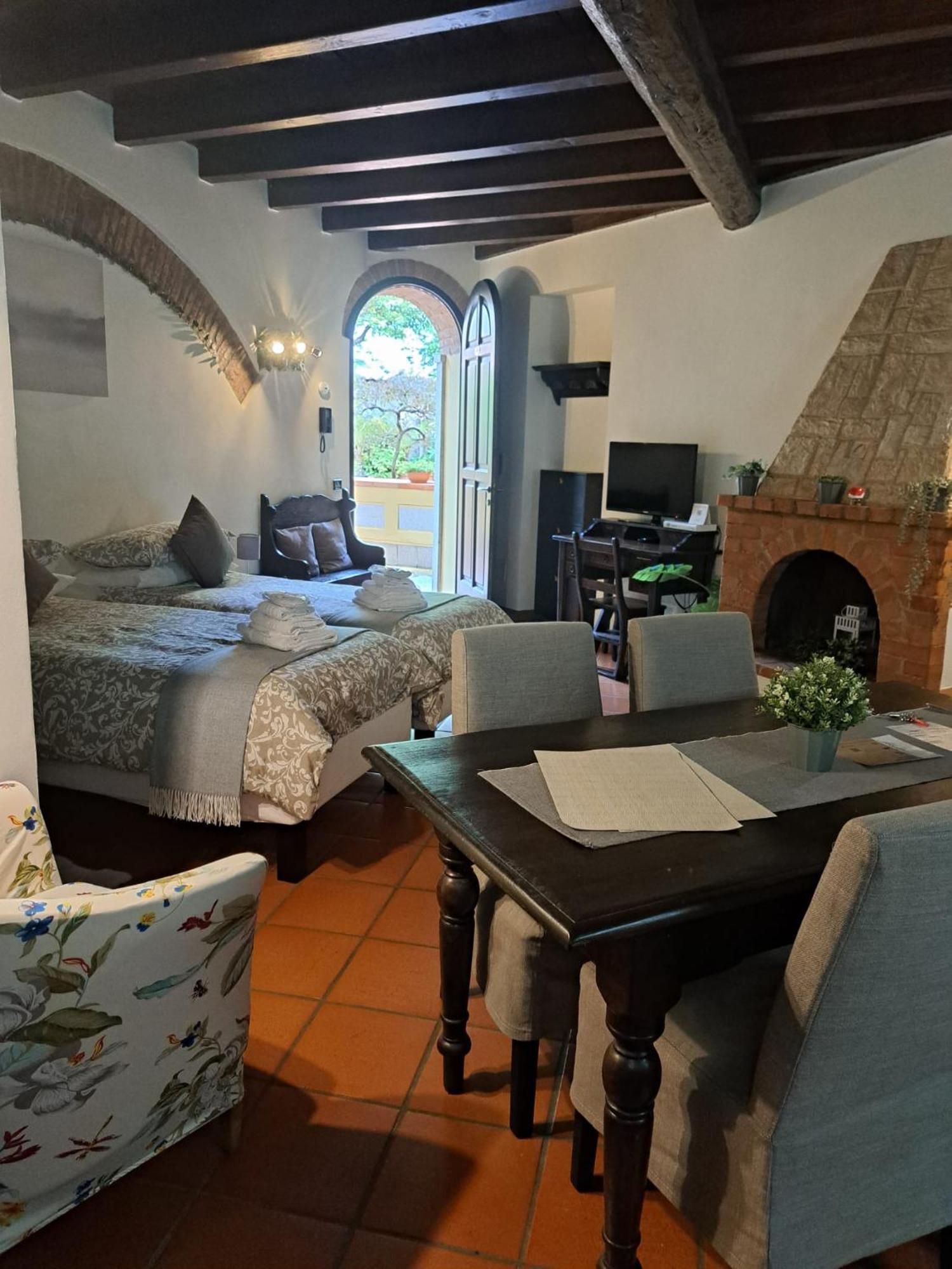Monolocale Beatrice Abbadesse Guest House 米兰 外观 照片
